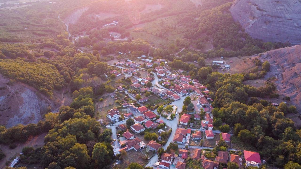 Arados Family Residence Kalampáka Luaran gambar
